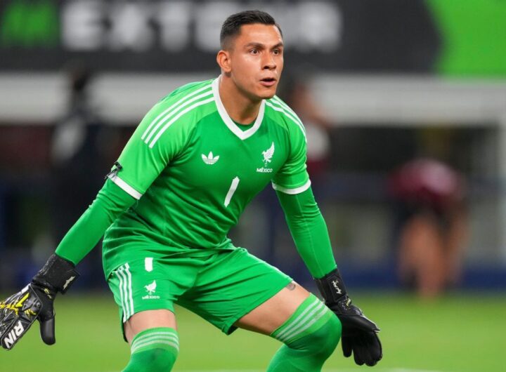 Achilles tear ends Mexico GK Malagón's World Cup dreams