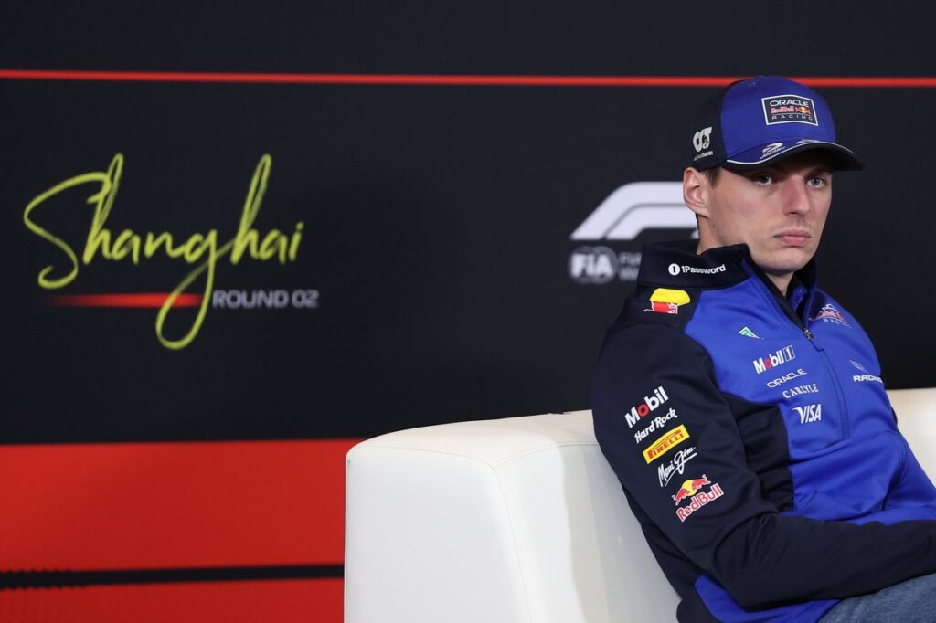 Verstappen admits to 'conflicting thoughts' on F1 retirement