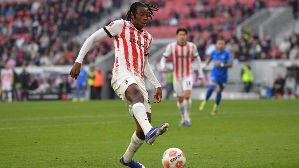 Transfer rumors, news: PL clubs eye move for Freiburg's Manzambi