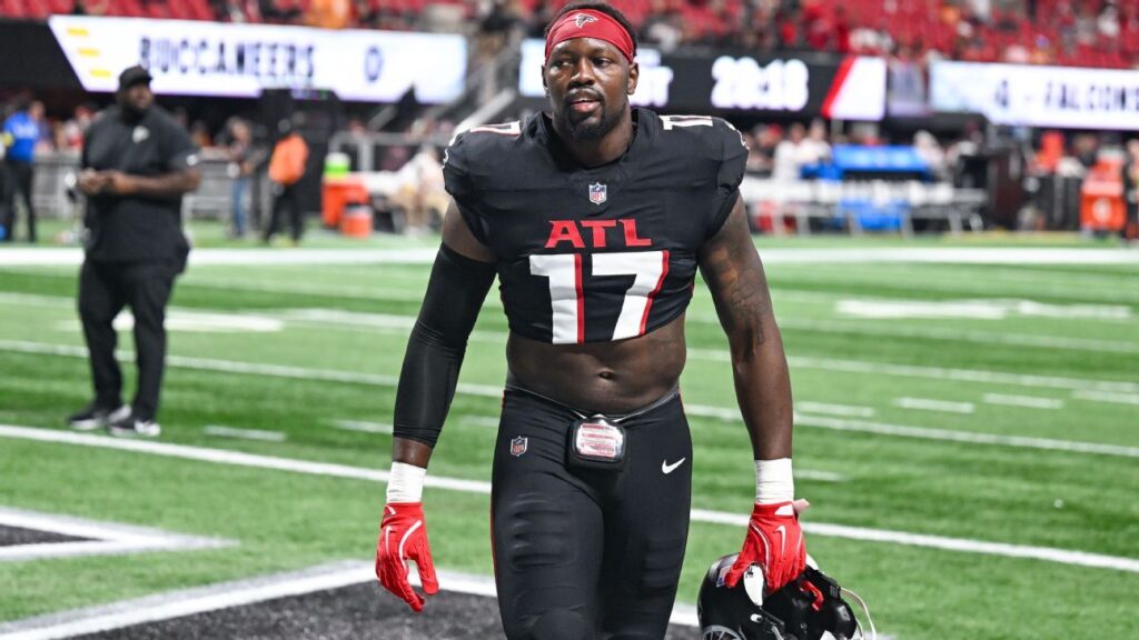 Free agent Arnold Ebiketie reaches 1-year deal with Eagles