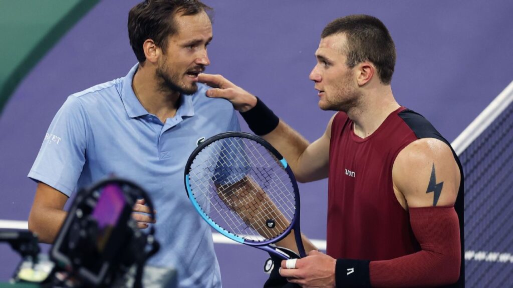 Jack Draper beaten by Daniil Medvedev after controversial hindrance call at Indian Wells