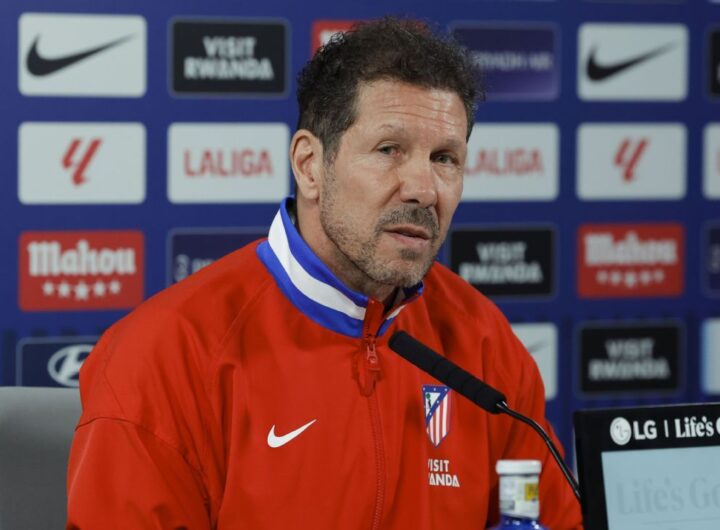 Simeone frustrated as Alvarez exit talk overshadows Atleti UCL rout
