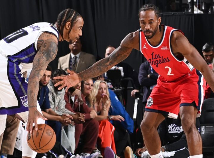 Kawhi Leonard leaves Clippers' loss with sprained left ankle
