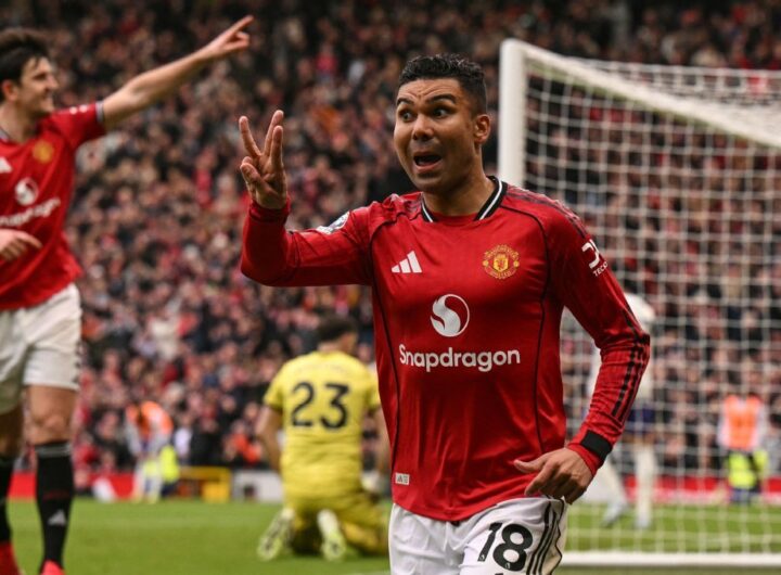 Premier League live updates: Manchester United-Aston Villa