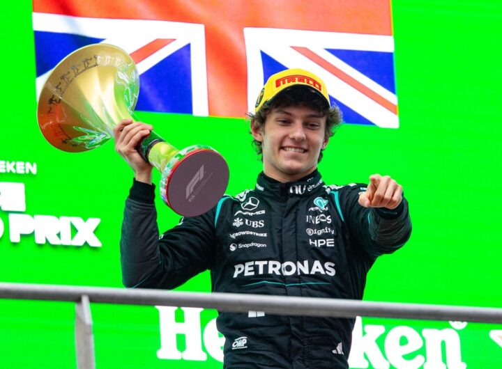 F1 fans stunned by Kimi Antonelli podium mix-up in viral Chinese GP moment