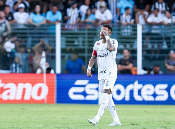 Neymar acknowledges Brazil spot at World Cup not up to him