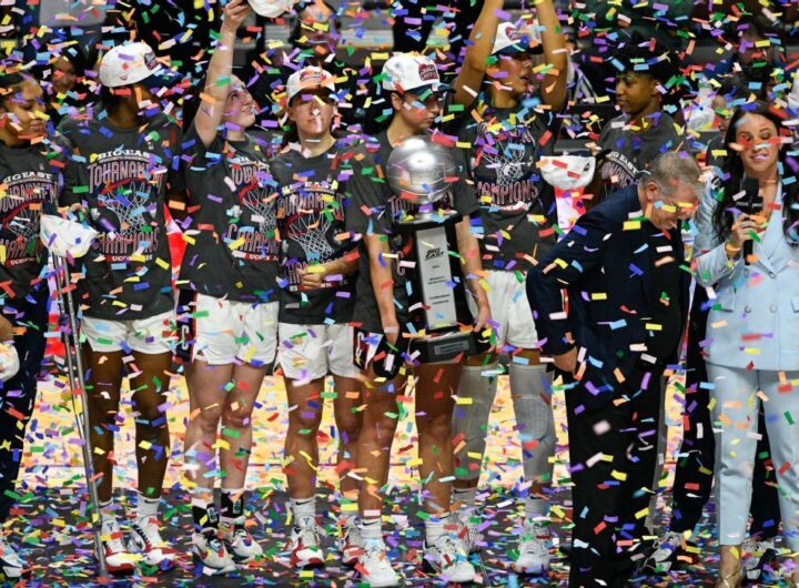 UConn, UCLA, Texas, South Carolina top women's NCAA tournament seeds