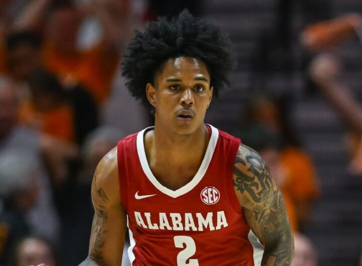Alabama preparing to play without Aden Holloway after arrest
