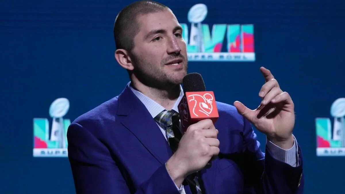 NFLPA elects former Browns OL JC Tretter as new executive director