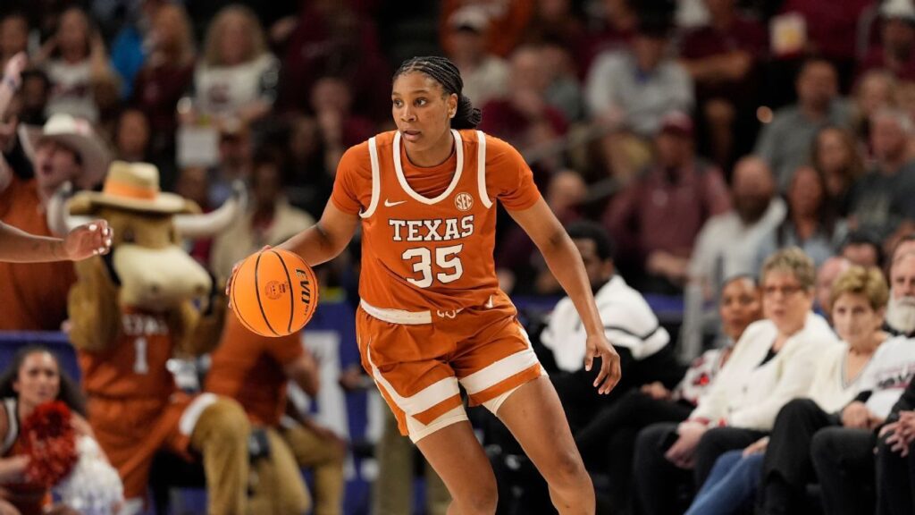 Women's 2026 NCAA tournament odds: UConn odds-on favorite; UCLA, Texas, South Carolina next
