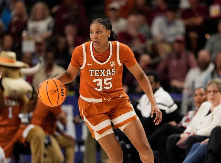 Women's 2026 NCAA tournament odds: UConn odds-on favorite; UCLA, Texas, South Carolina next