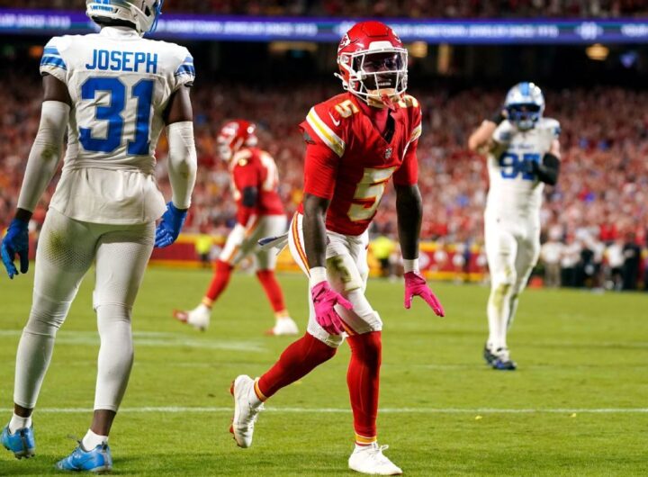 Eagles, WR Hollywood Brown agree to one-year deal