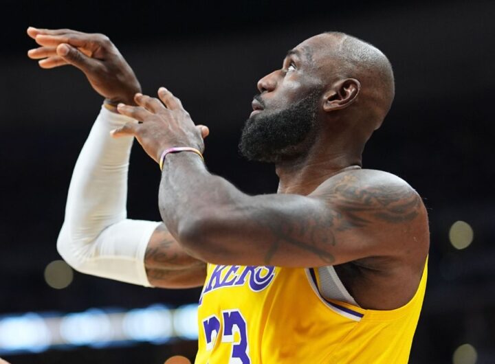 LeBron James ties Robert Parish for NBA's games-played record