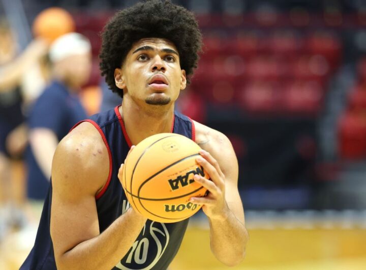 Men's tournament odds: Arizona, Michigan pull ahead after Duke stumbles in first round