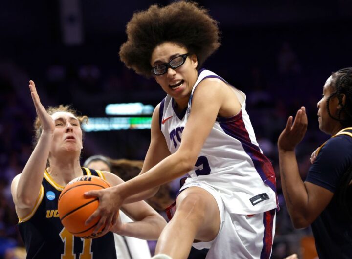 Women's March Madness live tracker: Updates from Friday's first round