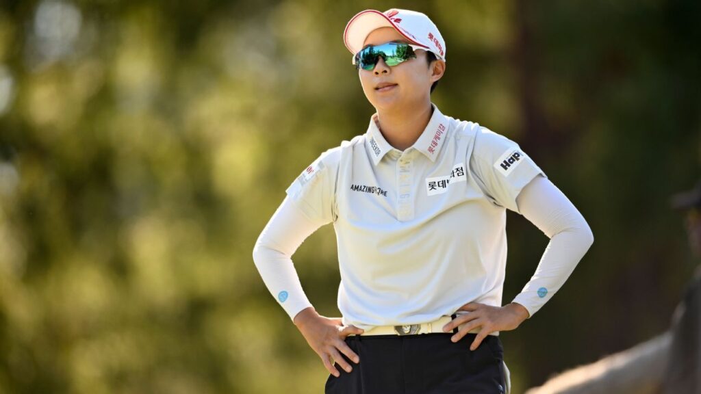 Hyo Joo Kim doubles lead to 4 strokes in Founders Cup
