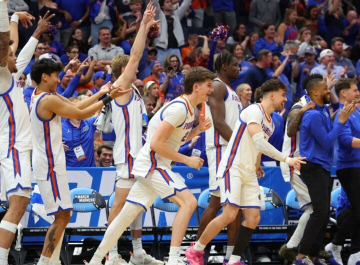 Florida's 59-point rout is 2nd-biggest margin in NCAA tourney history