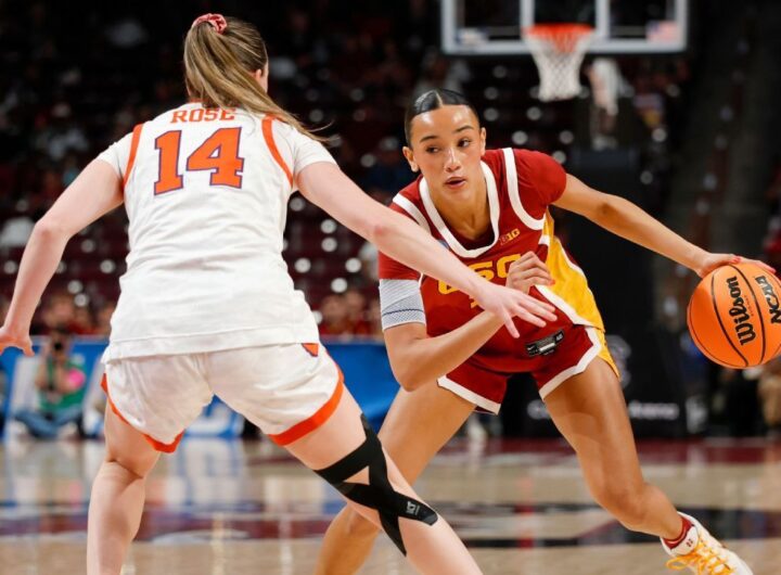 USC outlasts Clemson in wild finish at women's NCAA tournament