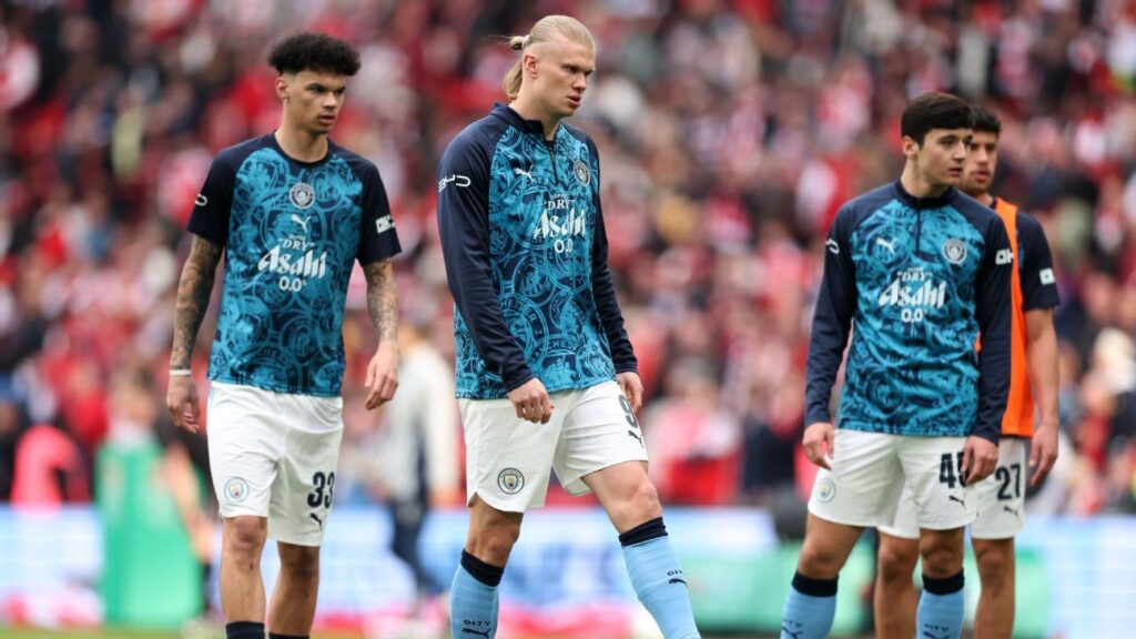 Carabao Cup final LIVE: Arsenal and Manchester City battle for first trophy of the season