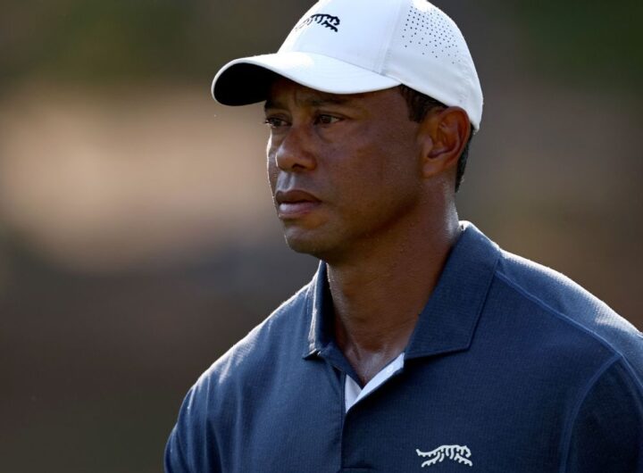 Tiger Woods involved in Florida rollover crash