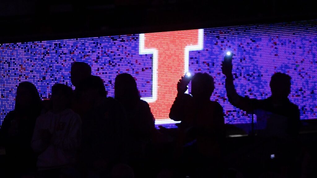 Illinois curbs alcohol sales Saturday with Final Four at stake