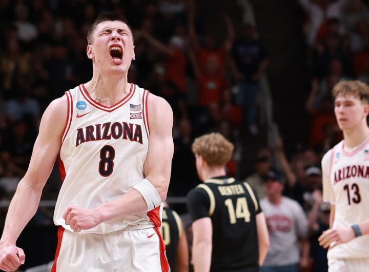 Arizona beats Purdue to make first Final Four since 2001