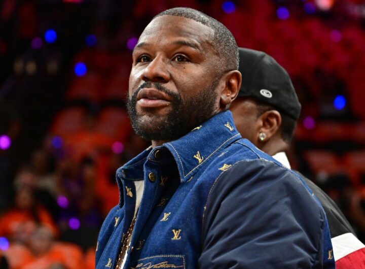Floyd Mayweather pumps brakes on rematch with Manny Pacquiao