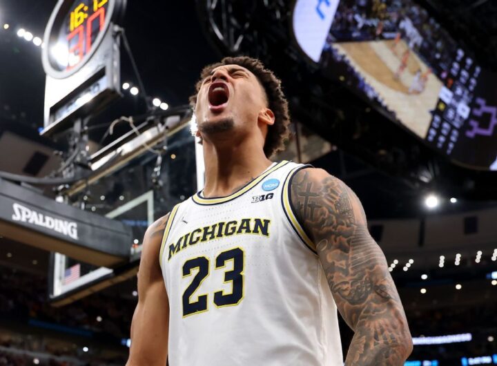 Michigan overwhelms Tennessee to reach 1st Final Four since 2018