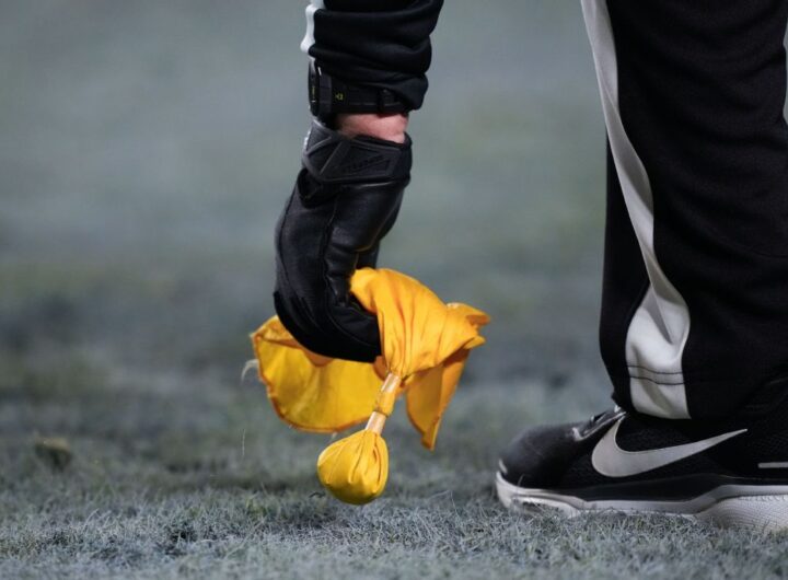 Sources: NFL, far apart with NFLRA, to begin hiring replacement refs