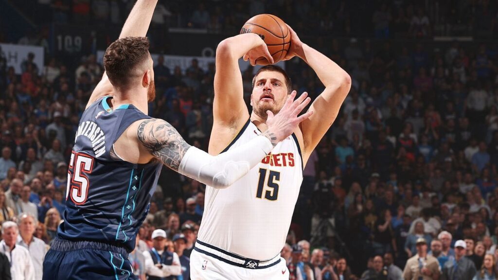 Nikola Jokic's reaction to Caitlin Clark's praise? A smirk and one liner