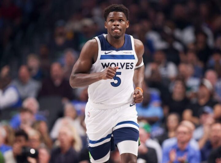 'Nature calls': Anthony Edwards misses tipoff in return