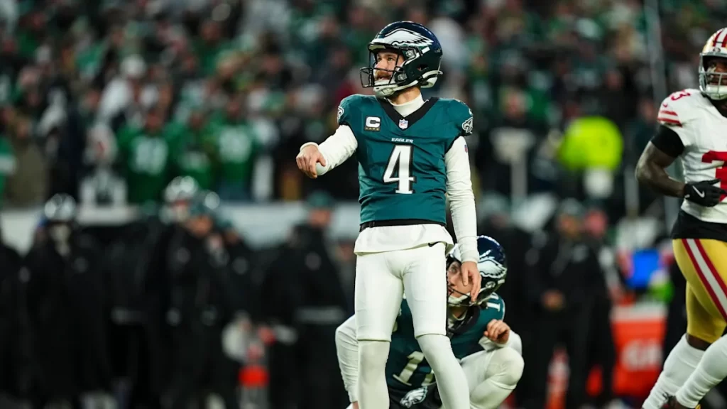 Eagles rework Jake Elliott's contract