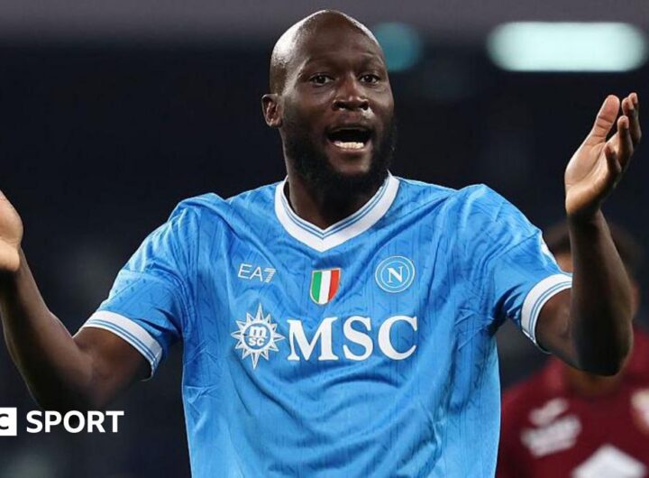 Romelu Lukaku: Napoli warn they could take action over striker's training no-show