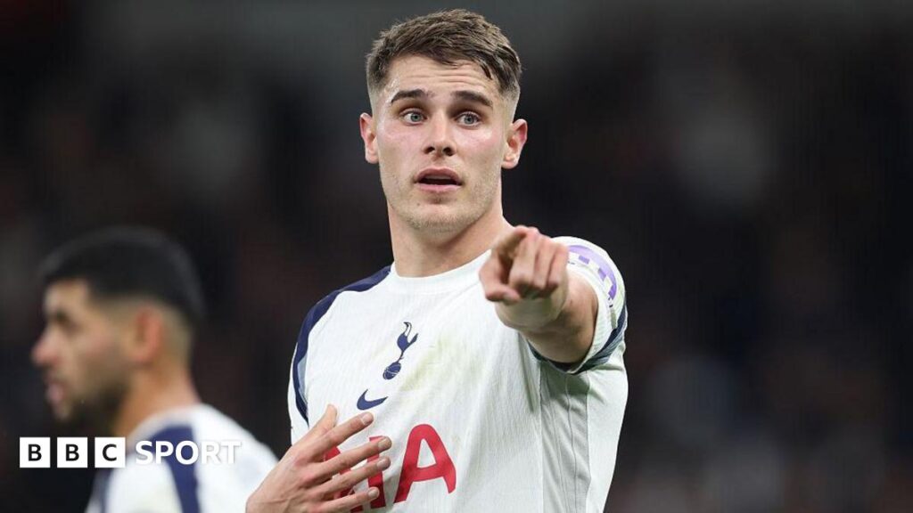 Micky van de Ven: Tottenham defender says 'biggest nonsense' to claim players do not care about club's struggles