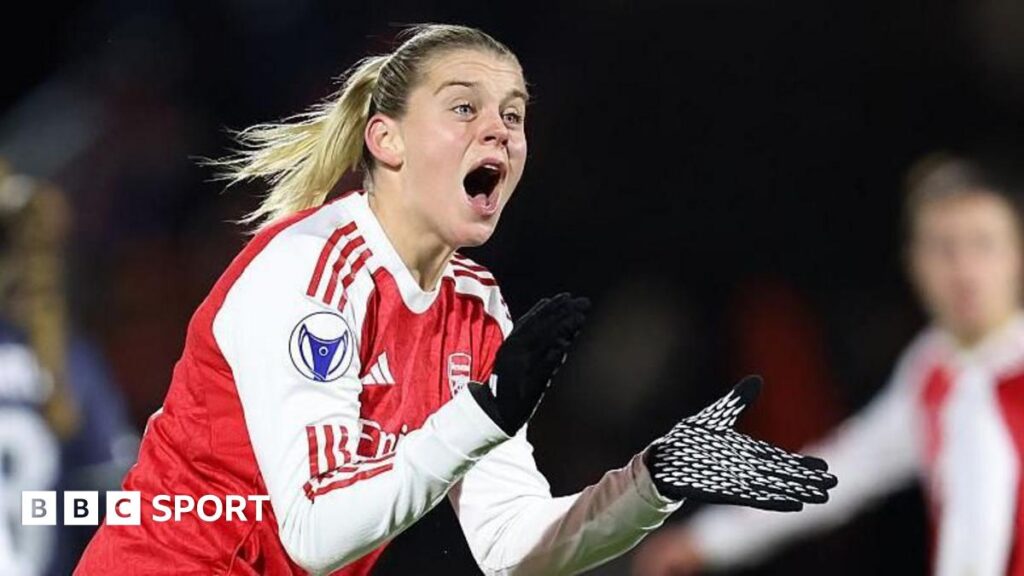 Alessia Russo: What is Arsenal forward's best position?
