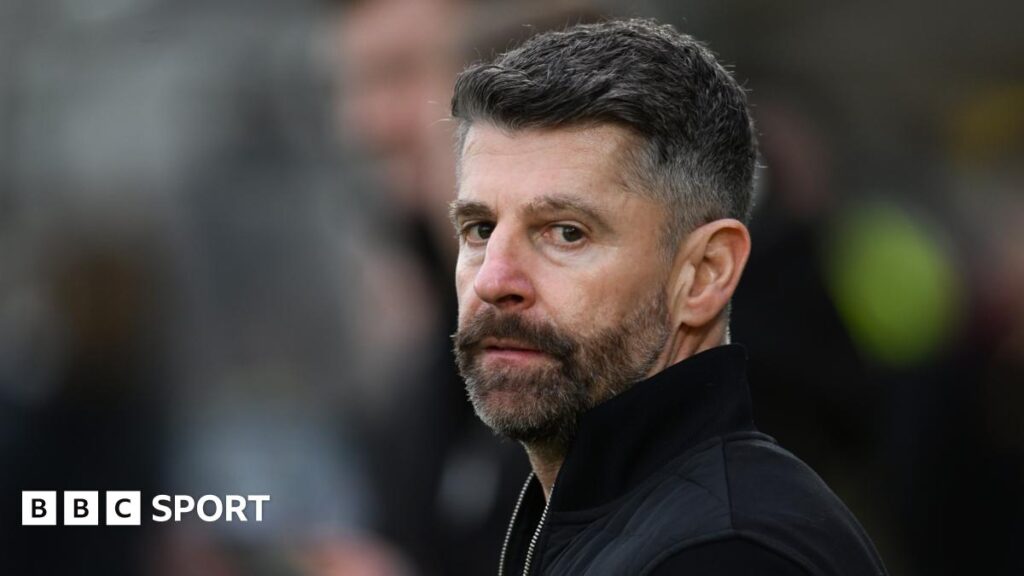 Aberdeen: Stephen Robinson has 'two-fold' plan to bring success back to Pittodrie