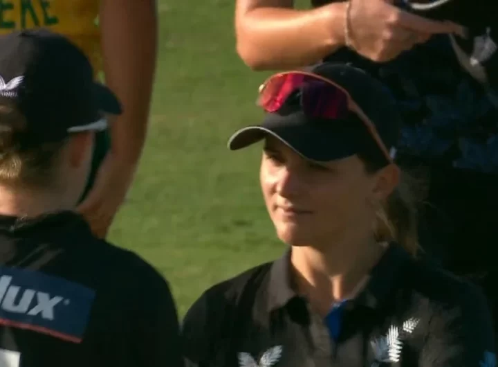 Amelia Kerr, Sophie Devine lead New Zealand to comfortable win over South Africa in 1st T20I