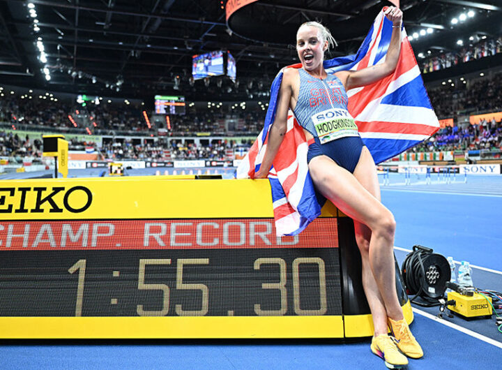 Keely Hodgkinson puts on an exhibition in world indoor 800m final