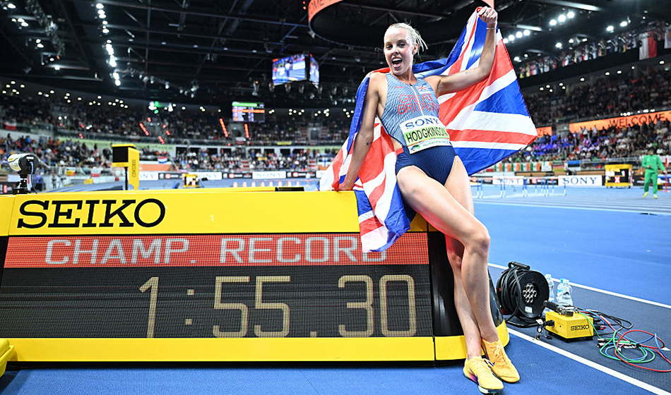 Keely Hodgkinson puts on an exhibition in world indoor 800m final