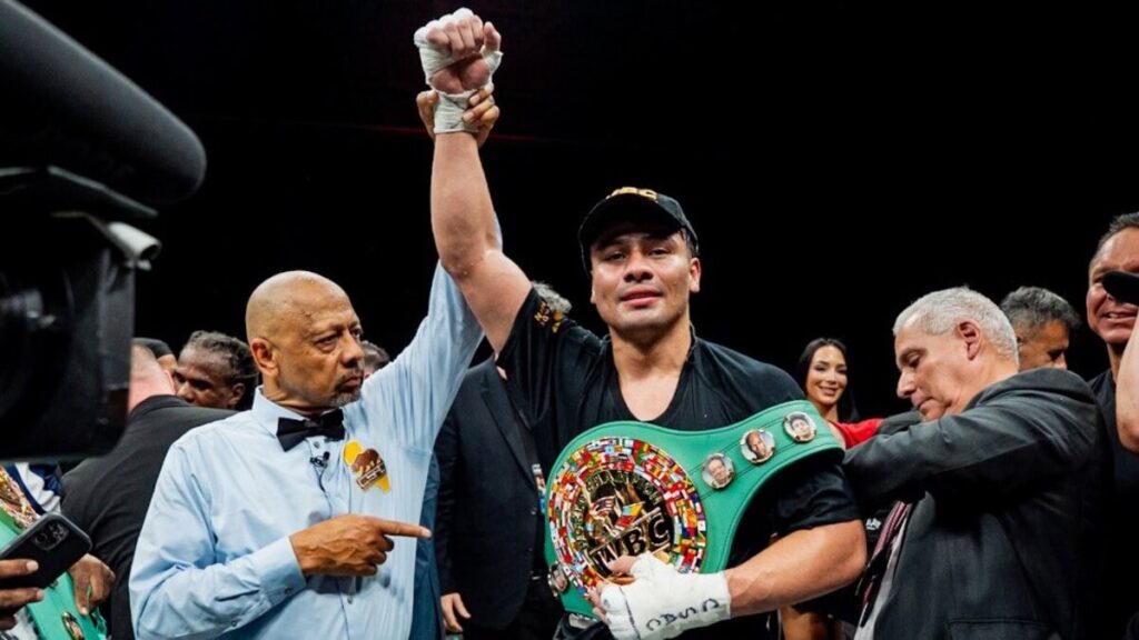 Lester Martinez Claims WBC Interim Title, Says He Can Beat Canelo Alvarez