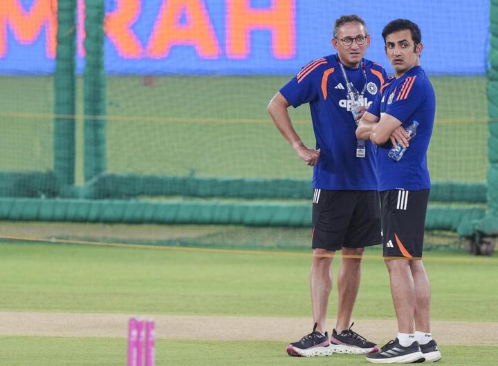 I rely on my instincts, do not depend on data: Gambhir