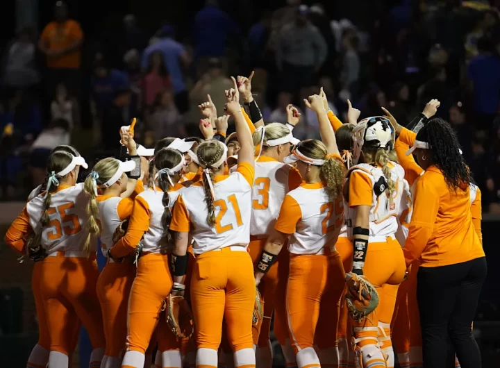 Why Tennessee softball is wearing mismatched socks for Game 2 vs Florida