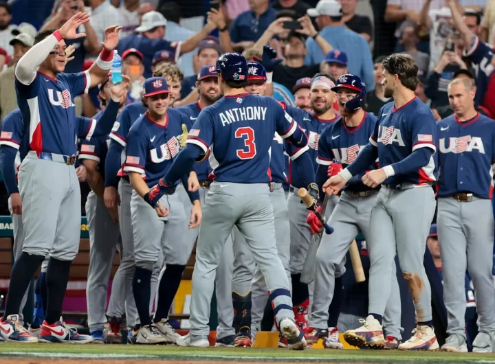Why is USA wearing hockey jerseys to World Baseball Classic final?