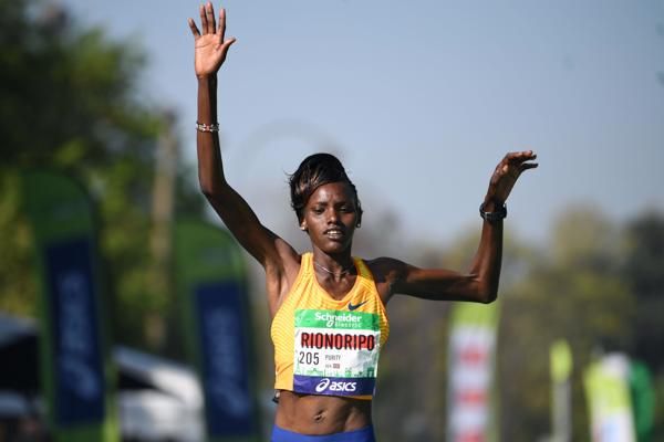 Rionoripo and Kipruto victorious in Prague | REPORT