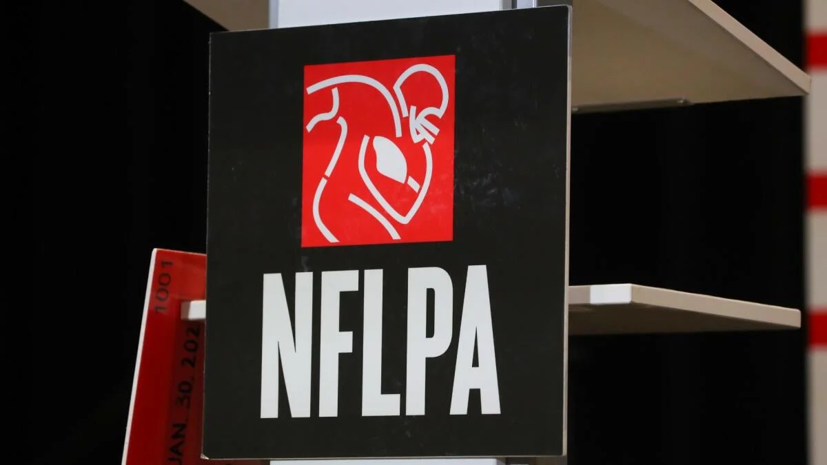 NFLPA executive director finalists: David White, JC Tretter, Tim Pernetti in vote