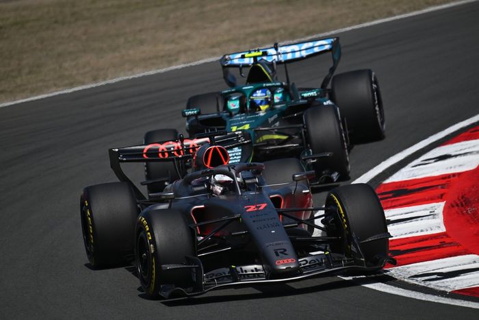 Nico Hülkenberg, Audi F1 Team, Fernando Alonso, Aston Martin Racing