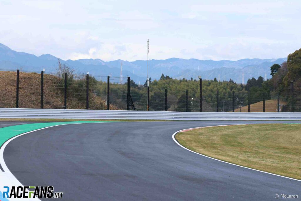 Japanese Grand Prix start delayed due to barrier repairs – RaceFans