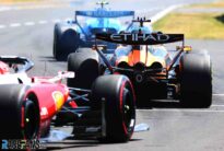 Oscar Piastri, McLaren, Suzuka, 2026