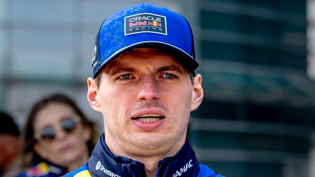 Chinese GP: Red Bull apologise to Max Verstappen after 'disaster' in Sprint Qualifying as Lando Norris, Lewis Hamilton eye start 'opportunity' | F1 News