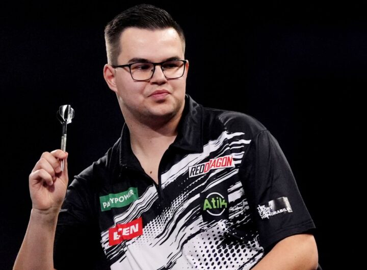 Premier League Darts: Gian van Veen withdraws from Night Seven in Dublin due to kidney stones | Darts News